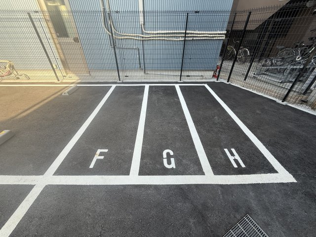 【駐車場】ファーストフィオーレ大阪ウエストウェルビング 