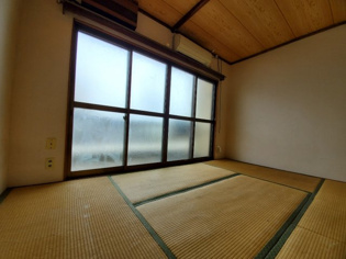 森本マンションの和室