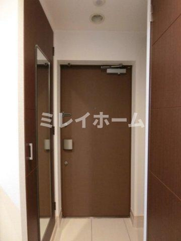 クロスレジデンス蒲田の玄関