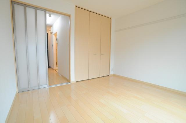 ロイヤルオークラの居間・リビング|※別のお部屋の参考写真です。