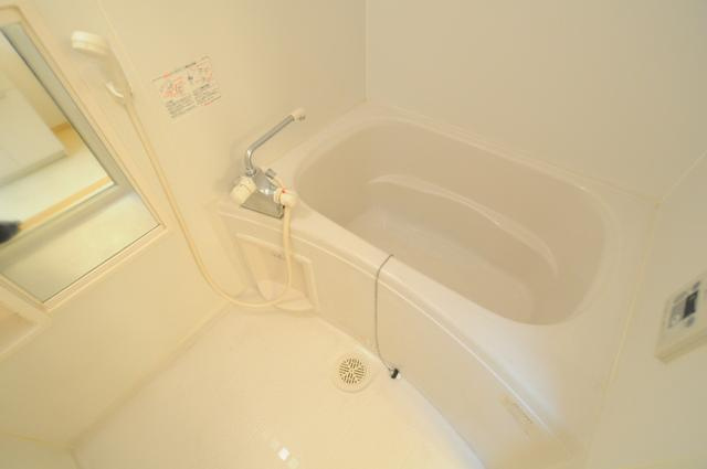 ロイヤルオークラの浴室|※別のお部屋の参考写真です。