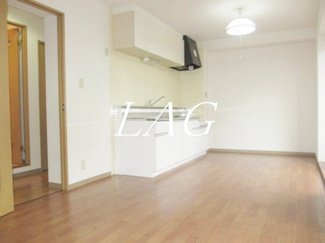 【居間・リビング】 | サンパティークメゾン | 洋室のお部屋です。