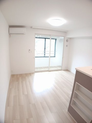 【居間・リビング】 | ひまわり　ノツケ | ゆったりとした居間です