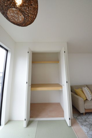 向洋新町三丁目の収納|全居室収納スペース有、お部屋が広く綺麗に使えます