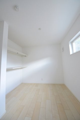 南大河町の洋室|全居室収納スペース有、お部屋が広く綺麗に使えます