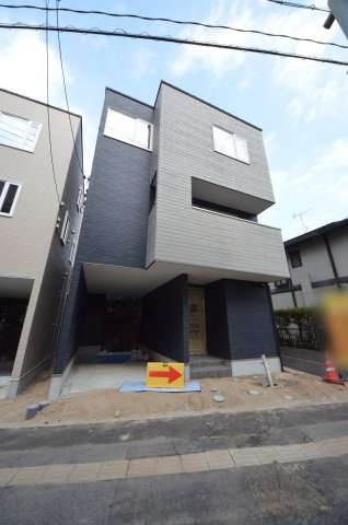 浜田本町の外観|JR天神川駅徒歩16分
駐車は1台可能です