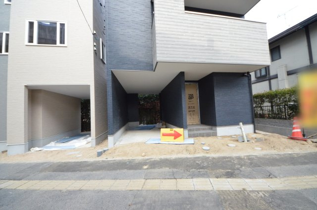 浜田本町の駐車場|JR天神川駅徒歩16分
駐車は1台可能です