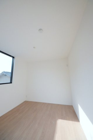 五月が丘二丁目の洋室|全居室収納スペース有、お部屋が広く綺麗に使えます