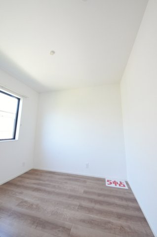 阿品三丁目の洋室|全居室収納スペース有、お部屋が広く綺麗に使えます