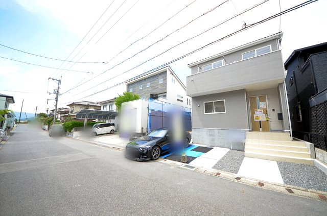 安東五丁目の前面道路含む現地写真|前面道路は交通量が少なく駐車楽々です