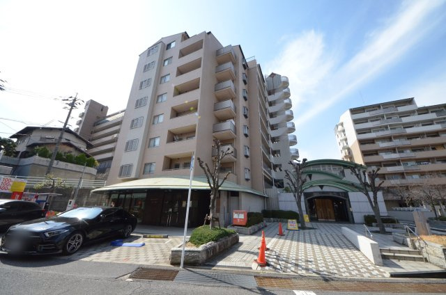 ヒューマンズプラザ青崎五番館の外観|JR向洋駅徒歩11分