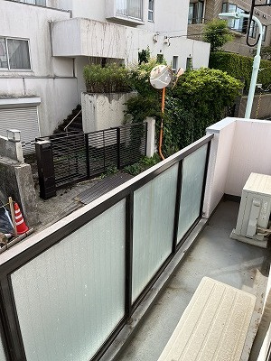 東山マンションのバルコニー