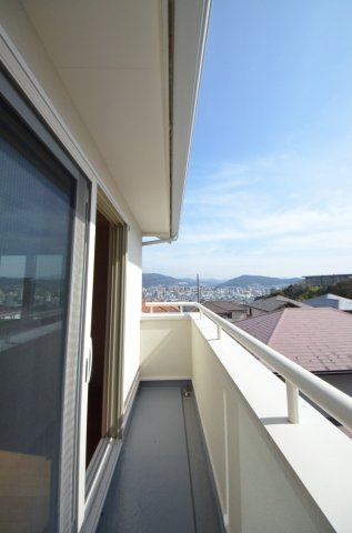 大町西一丁目のバルコニー|南西向きのバルコニー