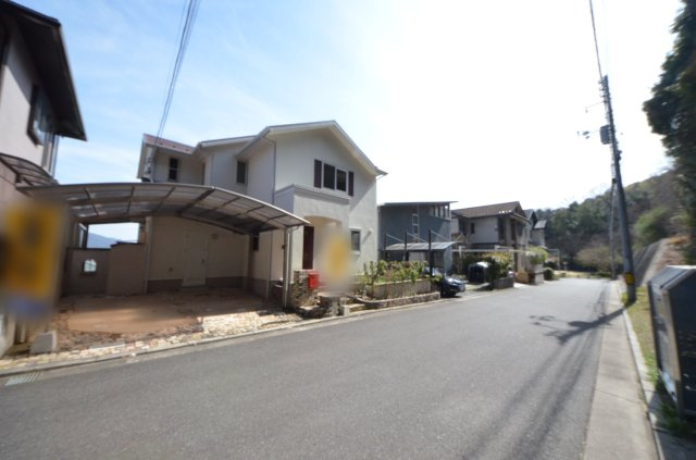 大町西一丁目の前面道路含む現地写真|前面道路が広く駐車楽々です