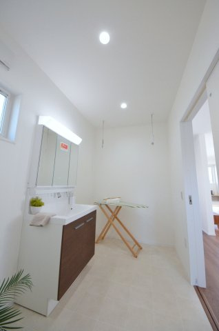 宮内のその他|洗面所兼ランドリールーム