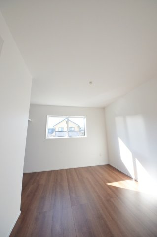 宮内の洋室|全居室収納スペース有、お部屋が広く綺麗に使えます