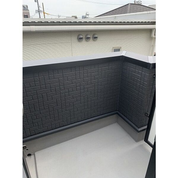 プランドール名駅のバルコニー