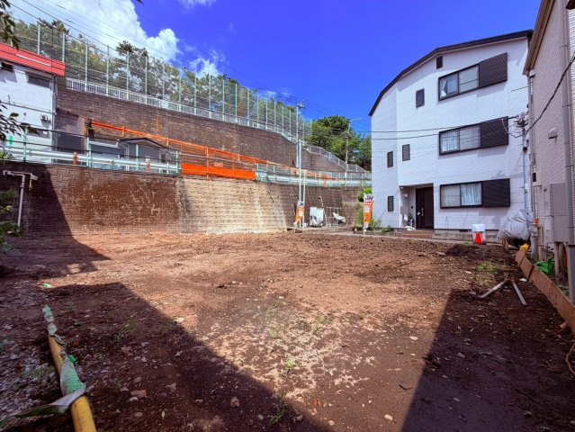 【外観】 | 北区赤羽台３丁目　建築条件付き売地　Ａ区画 | 毎日の散歩や気分転換にも嬉しい、公園徒歩3分の立地です