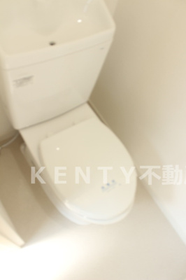 【トイレ】 | F.F.C. | 落ち着いた色調のトイレです