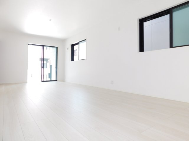 名古屋市熱田区木之免町の新築一戸建の居間・リビング|◇リビング◇　　広いリビング２１．４７帖　家族みんなが集まってもゆったり過ごせます。