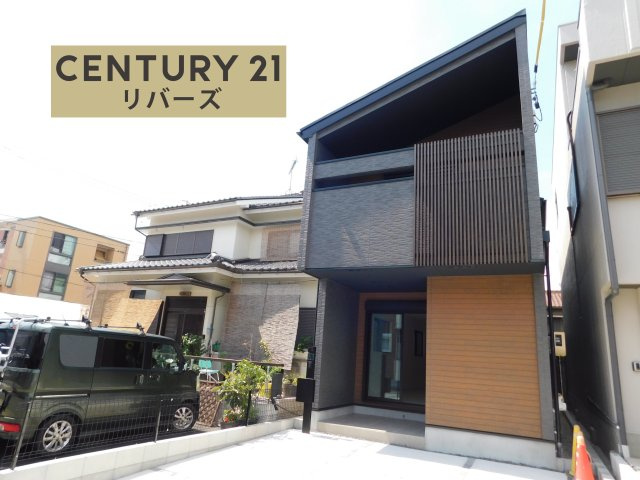 名古屋市熱田区木之免町の新築一戸建の外観|☆限定１棟☆　新価格！　いつでも見学できます♪（お問合せ当日、平日、水曜、夜間でもＯＫ）　名城線「熱田神宮伝馬町」駅徒歩１０分！　南向き！　駐車並列２台ＯＫ！　カウンター＋収納付ＬＤＫ２１．４帖♪