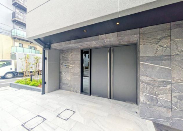 Ｓ－ＲＥＳＩＤＥＮＣＥ入谷ａｌｅｓｉａのエントランス