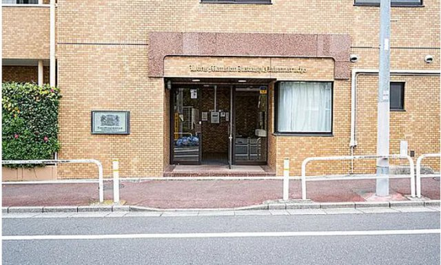 ライオンズマンション板橋中丸町のエントランス