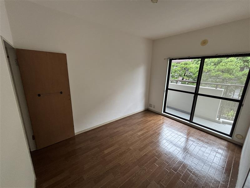 ヴィラオアシスの洋室|別部屋106号室の参考写真となります