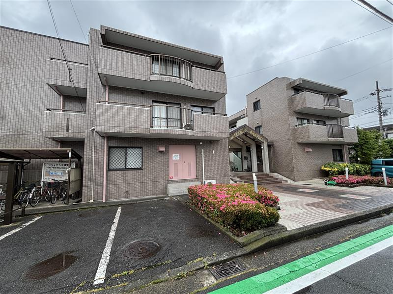 ヴィラオアシスの外観
