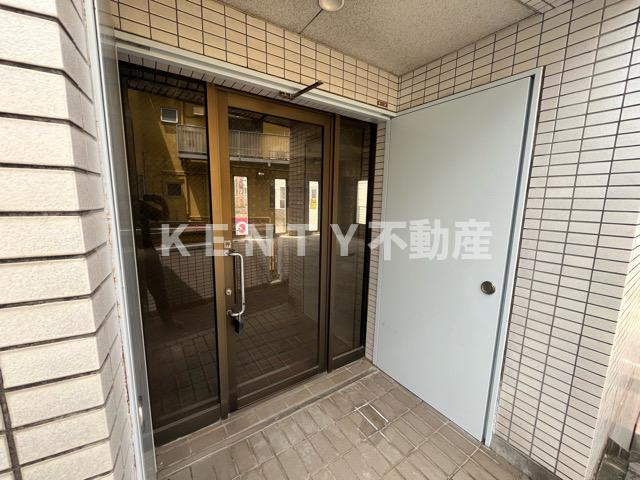 【エントランス】 | 前田ビル | 毎日通るエントランスはこのようになっています