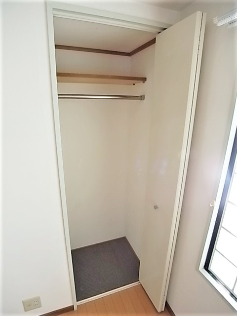 神戸市東灘区甲南町４丁目の賃貸マンションの収納