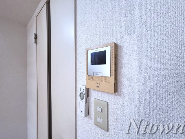 【セキュリティ】 | La maisom Y's本陣 | モニター付きインターホンです