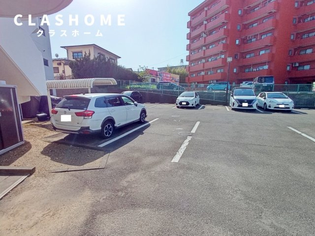 コンフォートフカヤ　　刈谷市近郊の賃貸はクラスホーム刈谷店の駐車場