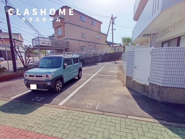 コンフォートフカヤ　　刈谷市近郊の賃貸はクラスホーム刈谷店のエントランス