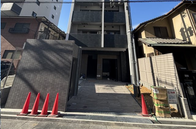 【エントランス】ファーストフィオーレ江坂垂水町Ⅱ