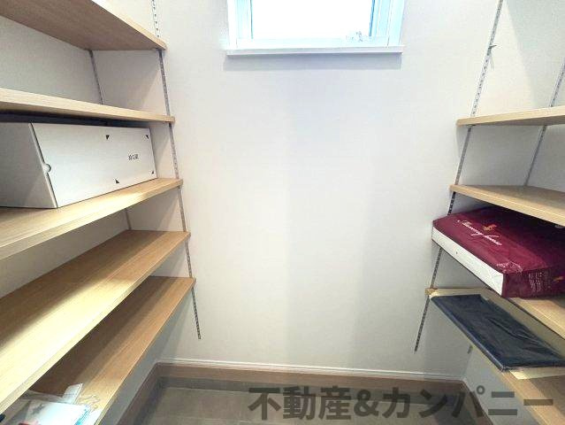 伊予市下吾川の新築戸建の収納|たっぷり収納できる土間収納です