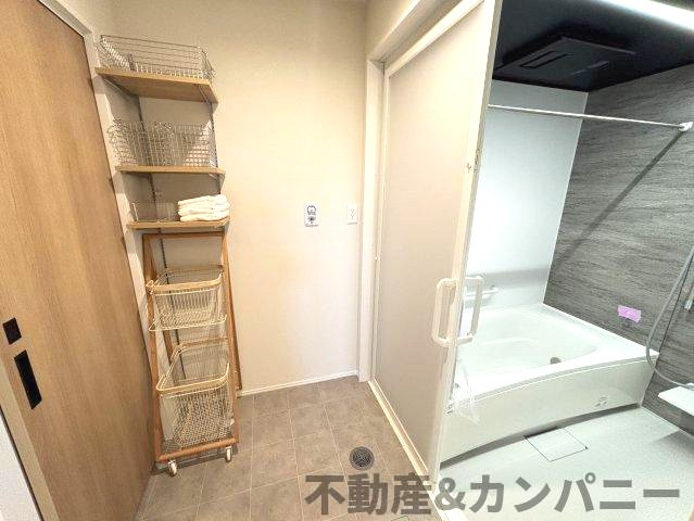 伊予市下吾川の新築戸建の収納|タオルなどを収納することができます