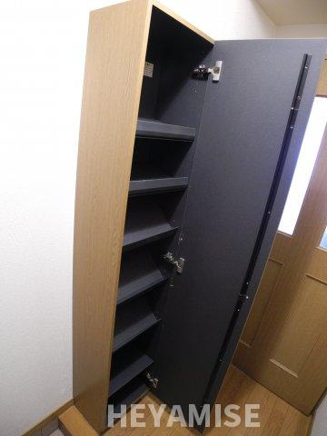 ヴェルシャトレーの玄関|※同間取りの別の階のお部屋の画像です※
