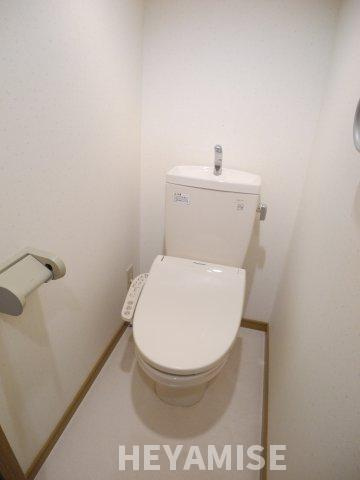 ヴェルシャトレーのトイレ|※同間取りの別の階のお部屋の画像です※