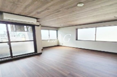 【居間・リビング】 | ヴェッセルコート | 洋室のお部屋です。