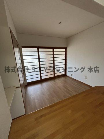 仲介手数料0円！サンシャイン岩倉の居間・リビング