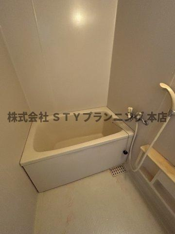 仲介手数料0円！サンシャイン岩倉の浴室