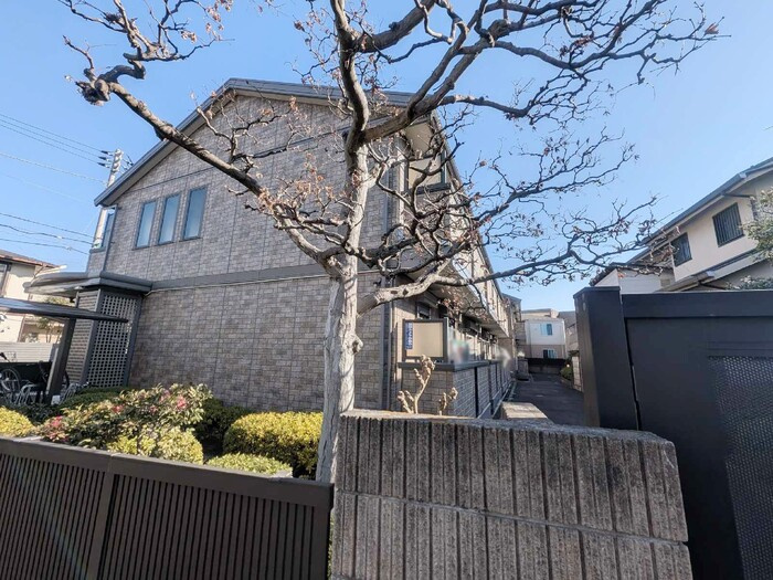 世田谷区経堂５丁目のアパート