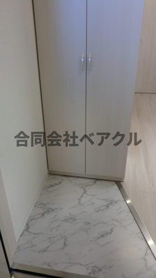 【玄関】 | メゾン・クレア | 明るい玄関です