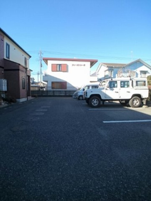 【駐車場】 | ホワイトチェリー | 駐車場完備です