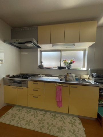 弥生町戸建てのキッチン