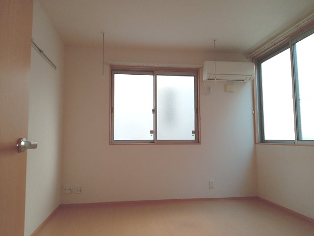 ＣＡＳＡ　ＢＩＡＮＣＡの居間・リビング|別部屋参考写真