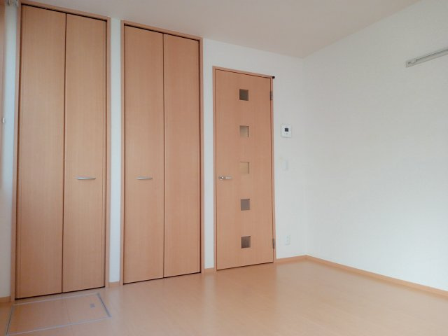 ＣＡＳＡ　ＢＩＡＮＣＡの居間・リビング|別部屋参考写真