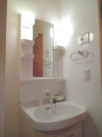 ＣＡＳＡ　ＢＩＡＮＣＡの洗面所|別部屋参考写真