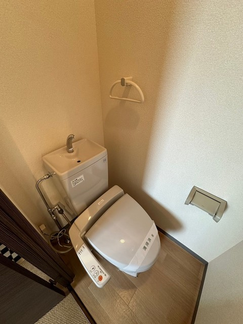 リード中央町のトイレ|シンプルで使いやすいトイレです